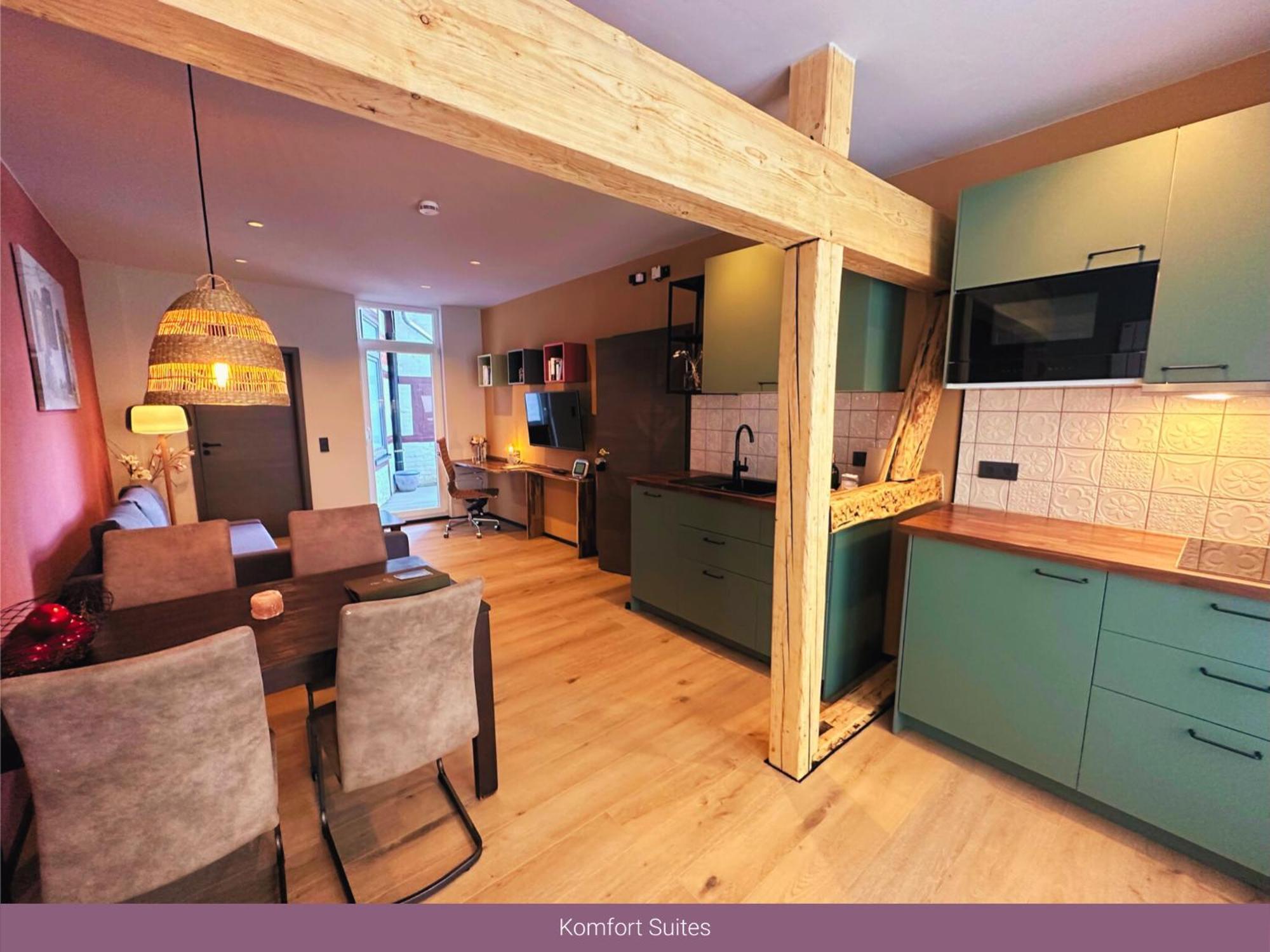 Trattoria & Apartments - Casa Da Enzo جوسلار المظهر الخارجي الصورة