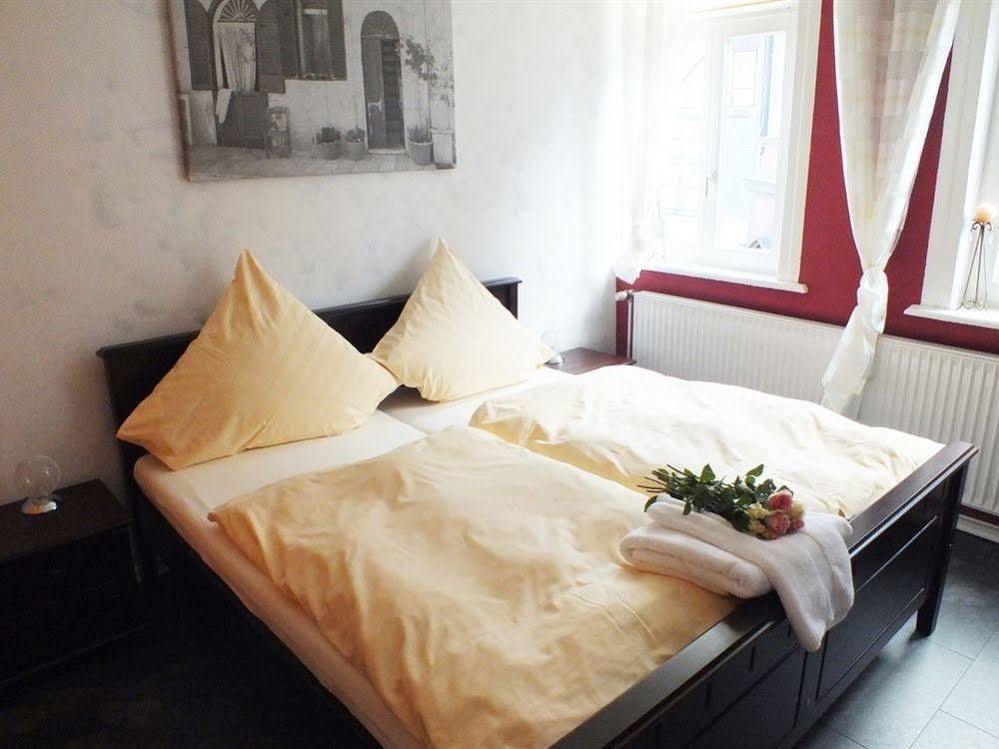 Trattoria & Apartments - Casa Da Enzo جوسلار المظهر الخارجي الصورة